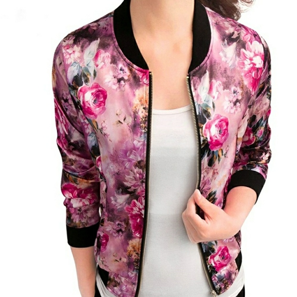 ❤️SALE❤️Pink Floral Bomber